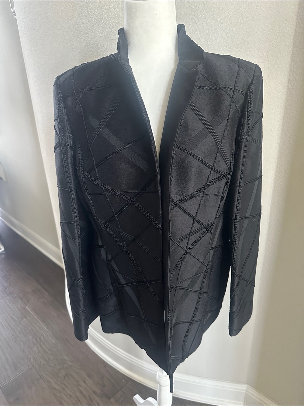 Linda Allard Ellen Tracy- Women’s Black Textured Open-Front Jacket
